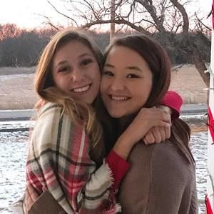 Meet your Posher, Joni